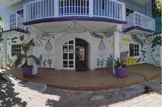 Les Trois Singes - Friendly Hostel Isla Mujeres Luaran gambar